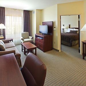 One Bedroom Suite One Queen Bed